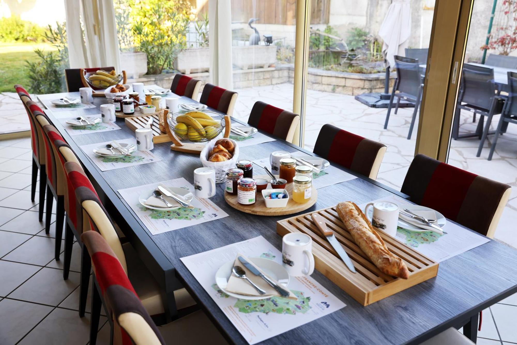 Au Bon Vivant Dampierre-sur-Salon Eksteriør billede